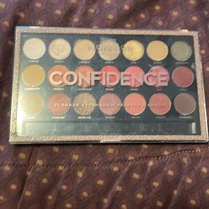 Profusion eyeshadow palette.